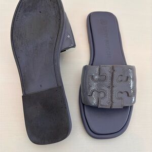 TORY BURCH The classic sport SLIDE size 9